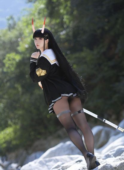 和上司女部长出差bd在线