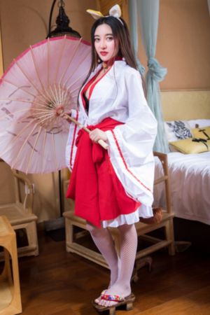 女教师的电影视频