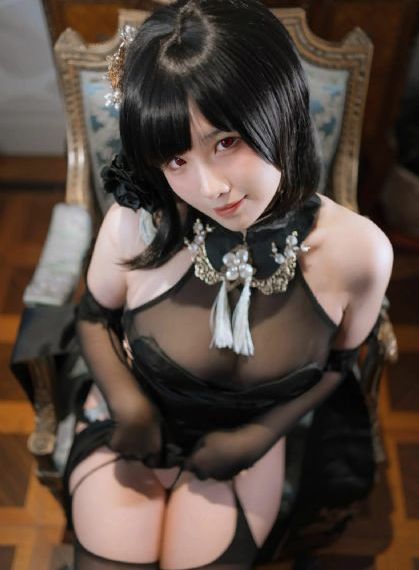 丰满的女教师电影