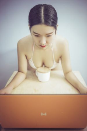 电影偷香