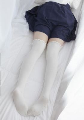 迷人女同学bd高清