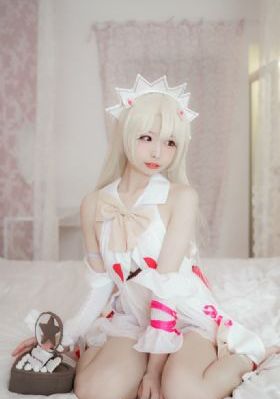 我在你床下